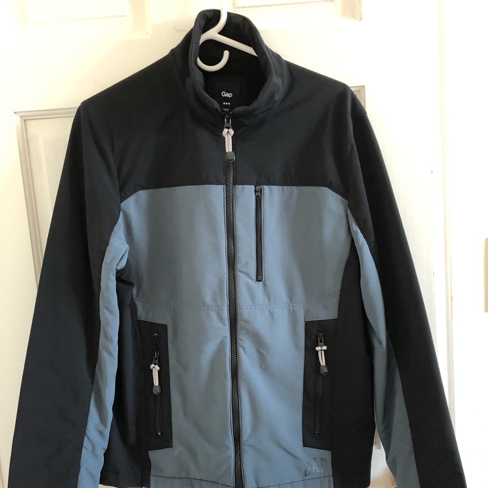 Gap Jacket Windbreaker Great For Gym Men’s